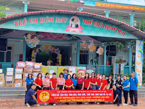 TẤM LÒNG NHÂN ÁI LAN TỎA YÊU THƯƠNG  ĐẾN CÁC TRƯỜNG MẦM NON VÙNG LŨ THÁI NGUYÊN- Ảnh 3.