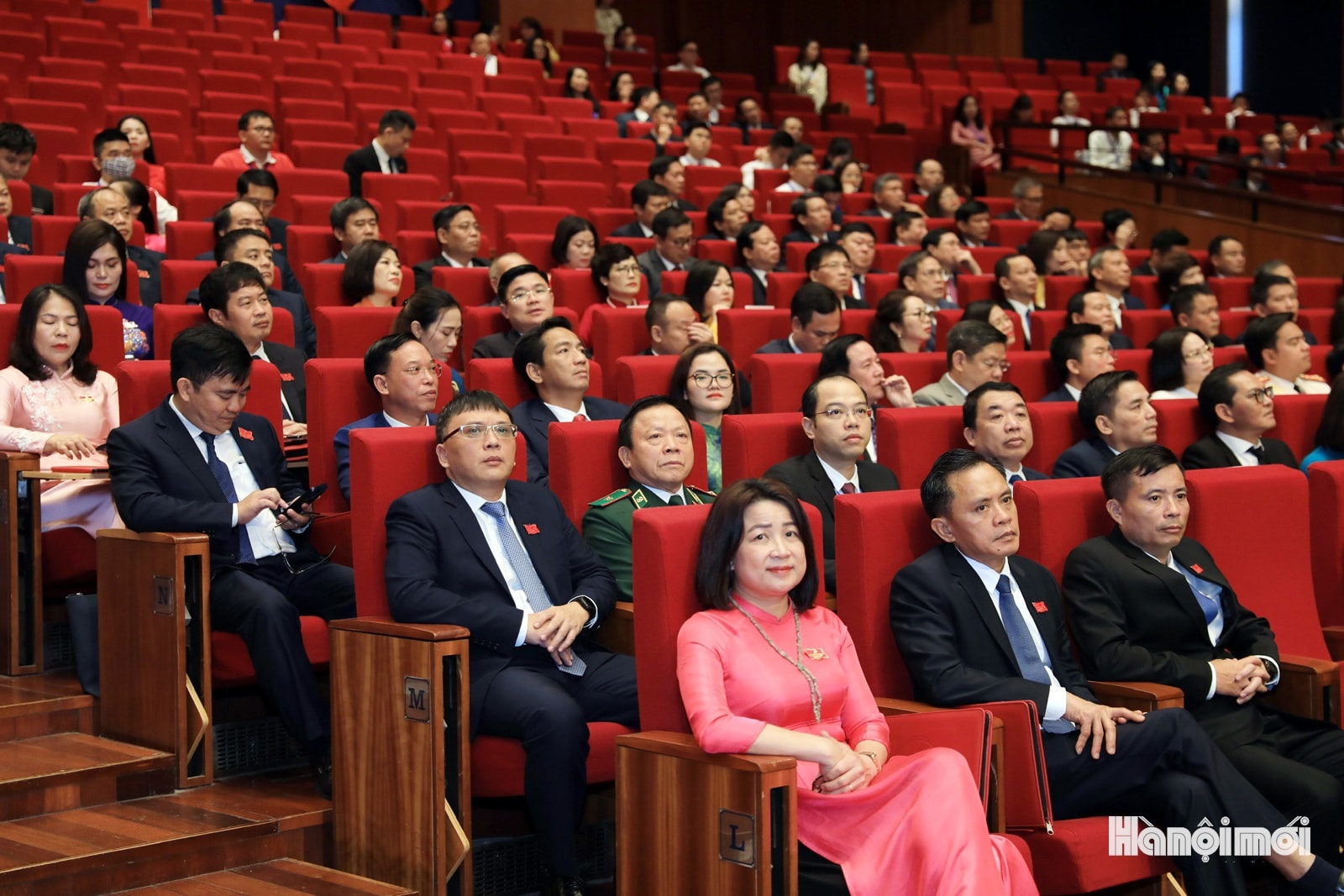 Khai mạc trọng thể Đại hội đại biểu Đảng bộ thành phố Hà Nội lần thứ XVIII, nhiệm kỳ 2025-2030- Ảnh 14.