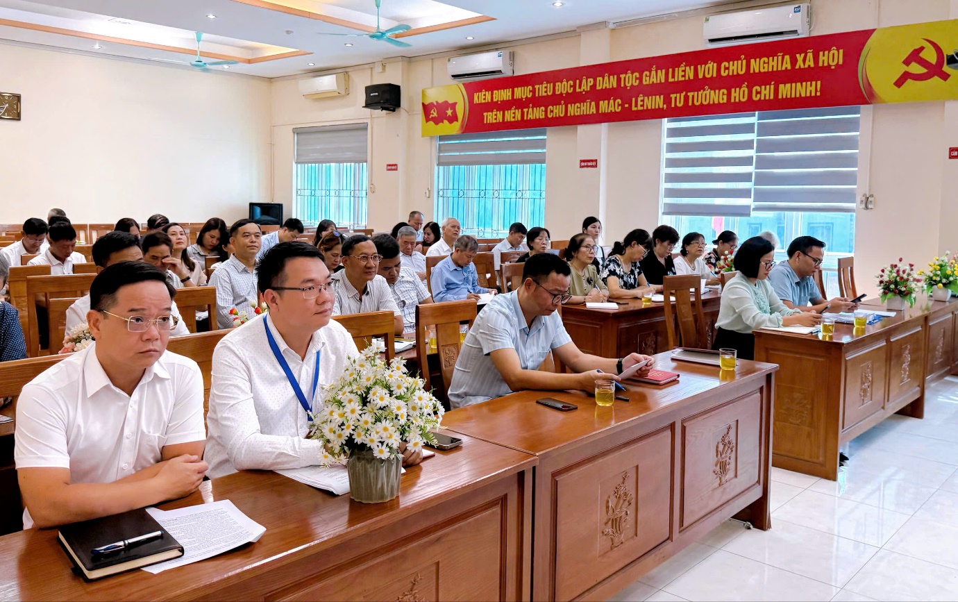 Ủy ban Kiểm tra Đảng ủy phường Thanh Liệt: Giao ban công tác kiểm tra, giám sát quý III, triển khai nhiệm vụ quý IV năm 2025- Ảnh 1.