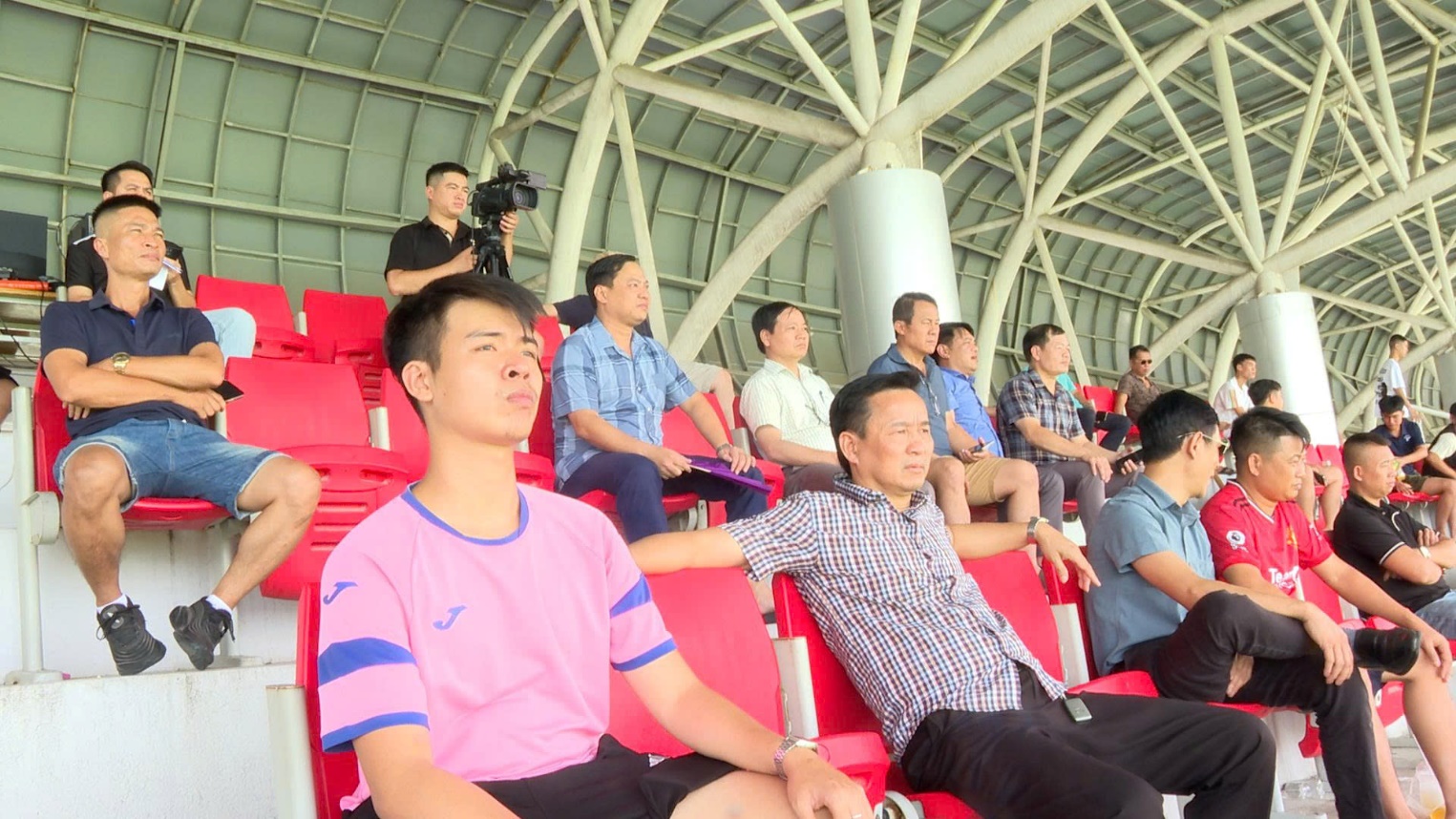 Hoài Đức thắng ấn tượng 3-0 trước đội Phú Xuyên, xuất sắc giành vé vào chung kết Giải bóng đá vô địch thành phố Hà Nội- Ảnh 4.