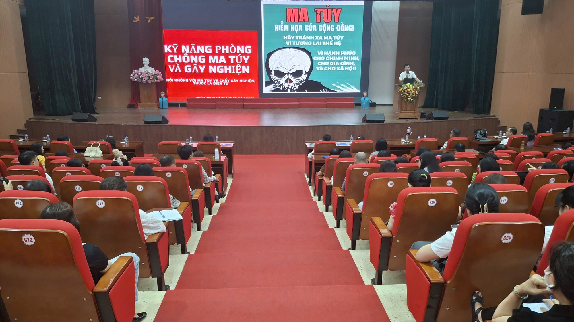 Tập huấn kỹ năng an toàn, kỹ năng sống trong các cơ sở giáo dục năm học 2025-2026- Ảnh 2.