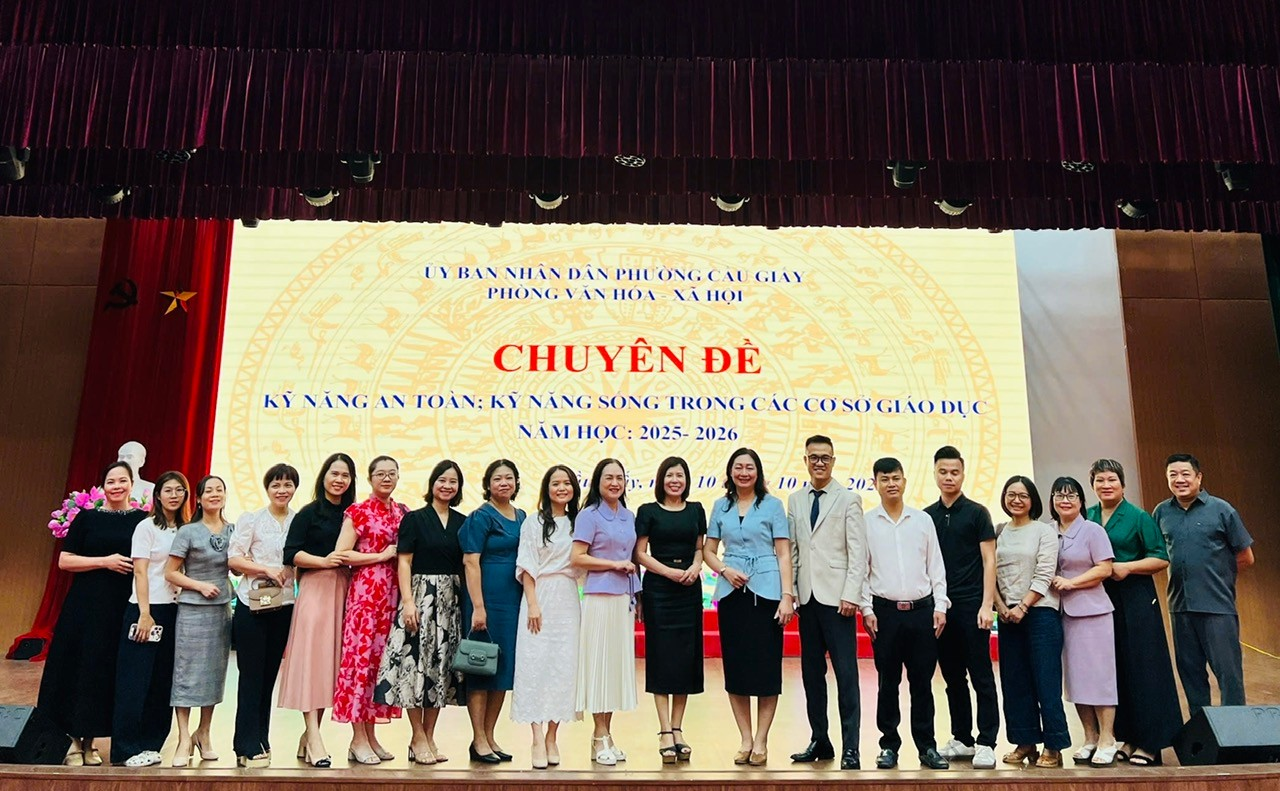 Tập huấn kỹ năng an toàn, kỹ năng sống trong các cơ sở giáo dục năm học 2025-2026- Ảnh 8.
