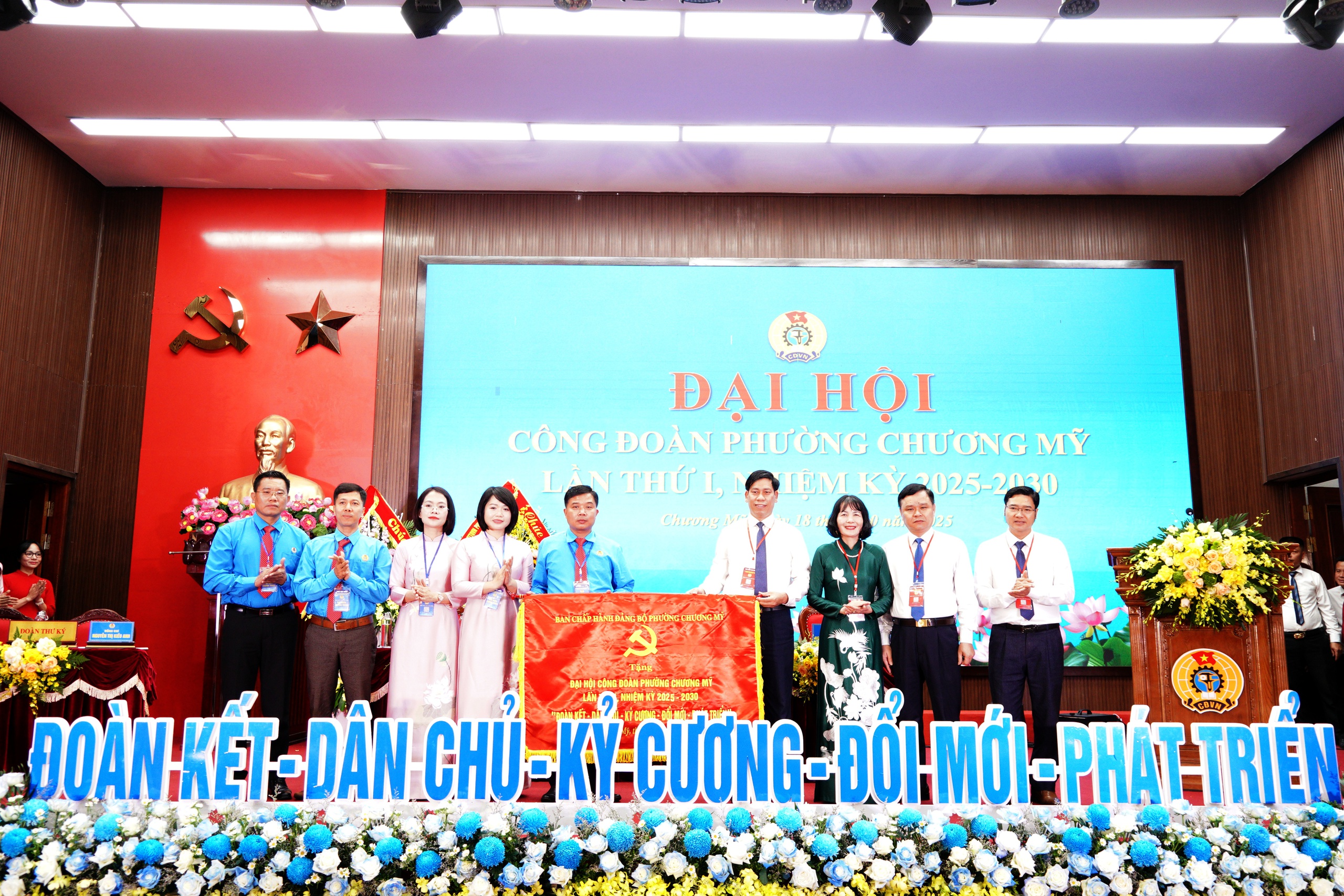 Rực rỡ Đại hội Công đoàn phường Chương Mỹ lần thứ I, nhiệm kỳ 2025 - 2030- Ảnh 7.