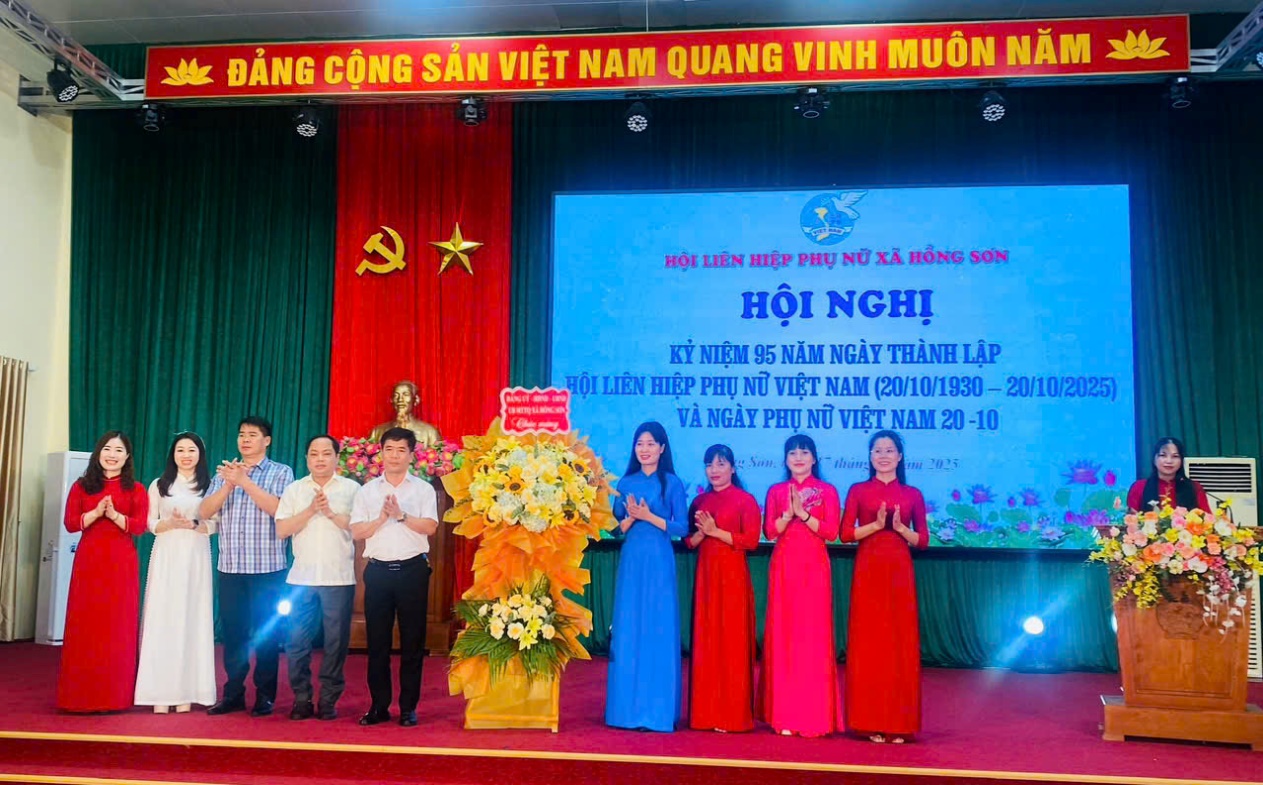 Phụ nữ xã Hồng Sơn phát huy truyền thống 95 năm lan tỏa tinh thần đoàn kết, sáng tạo trong thời kỳ mới- Ảnh 1.