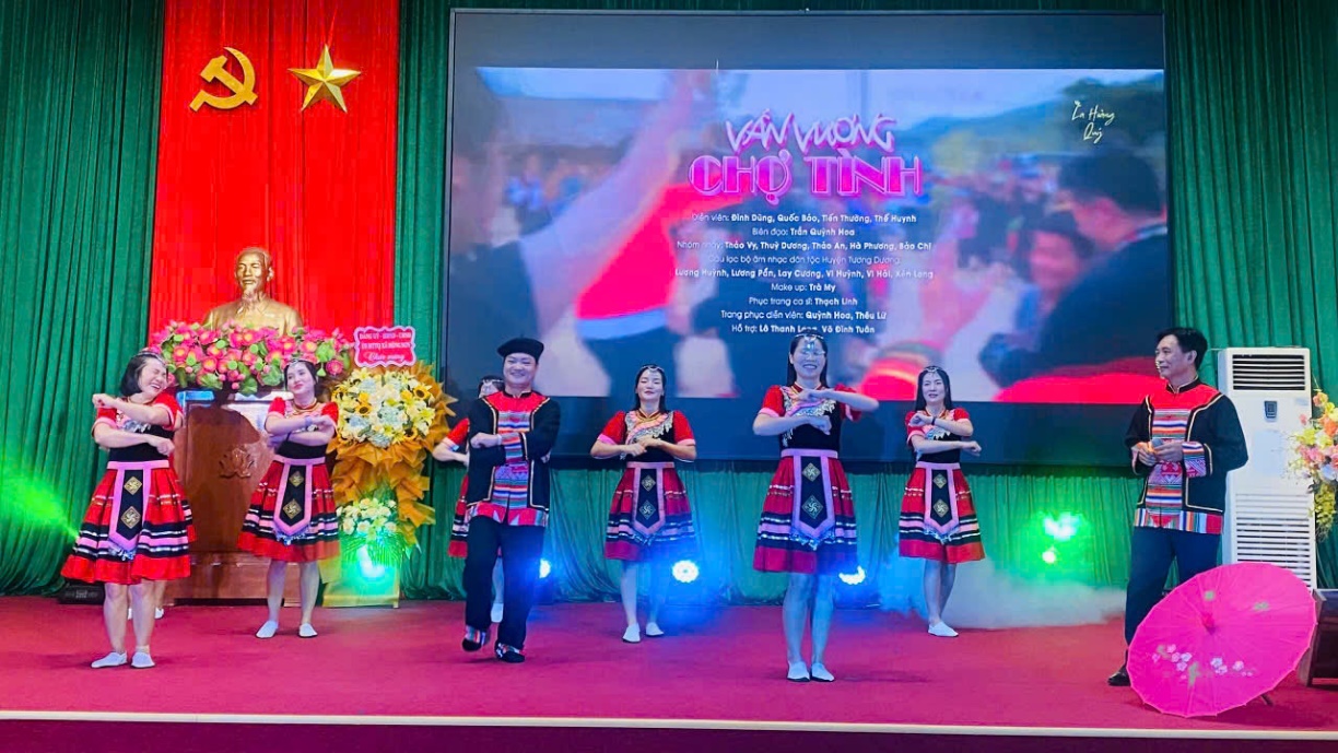 Phụ nữ xã Hồng Sơn phát huy truyền thống 95 năm lan tỏa tinh thần đoàn kết, sáng tạo trong thời kỳ mới- Ảnh 3.