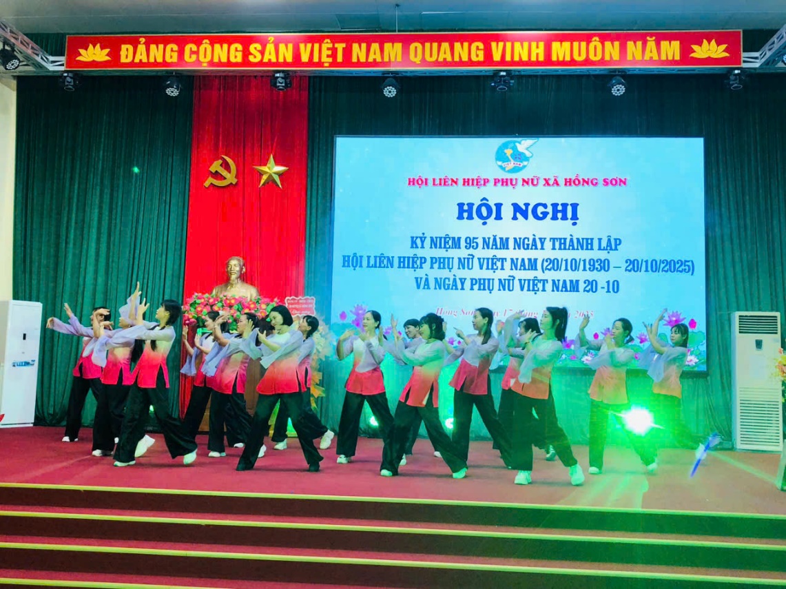 Phụ nữ xã Hồng Sơn phát huy truyền thống 95 năm lan tỏa tinh thần đoàn kết, sáng tạo trong thời kỳ mới- Ảnh 8.