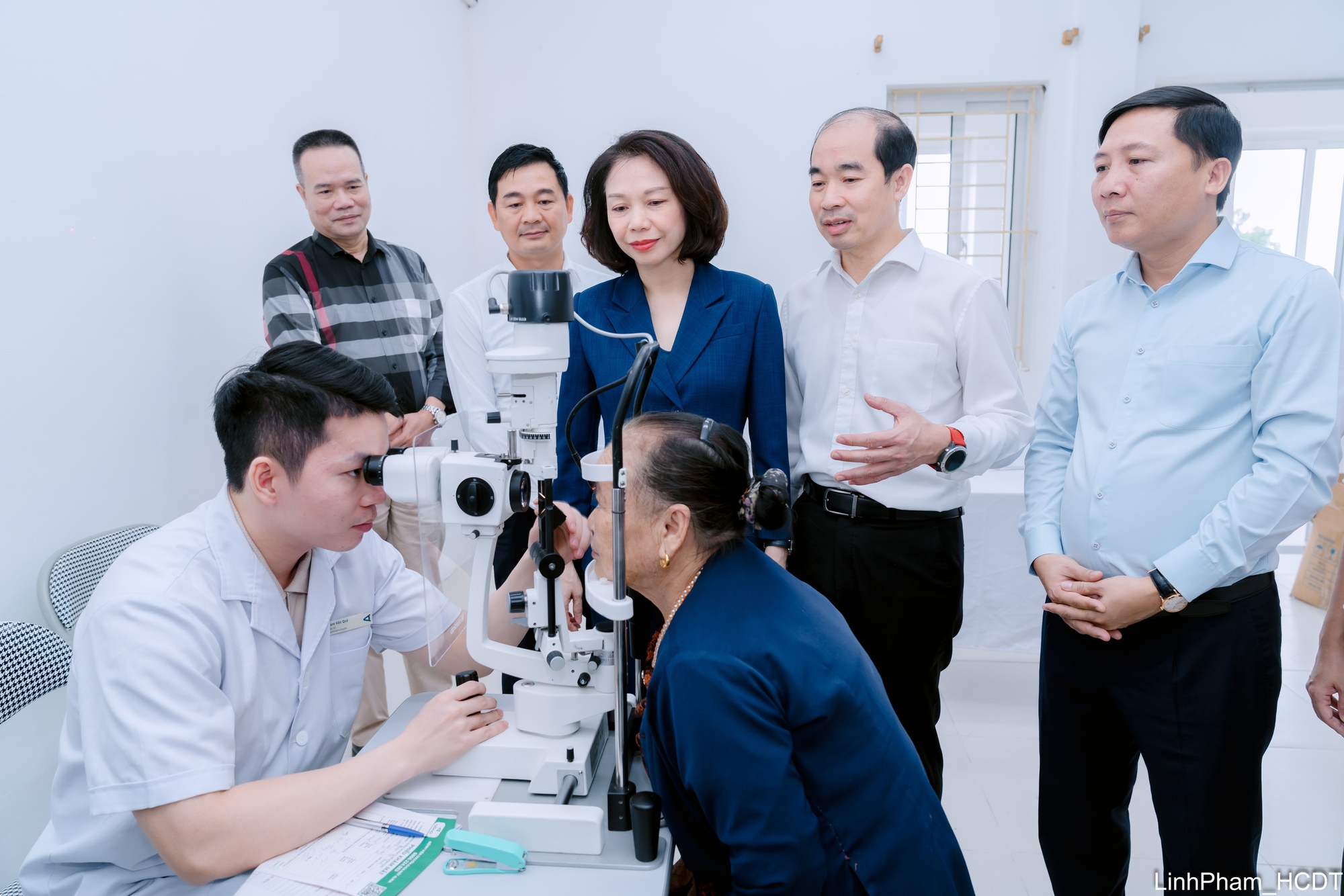 Toàn dân xã Quang Minh được khám, quản lý sức khỏe miễn phí- Ảnh 6.
