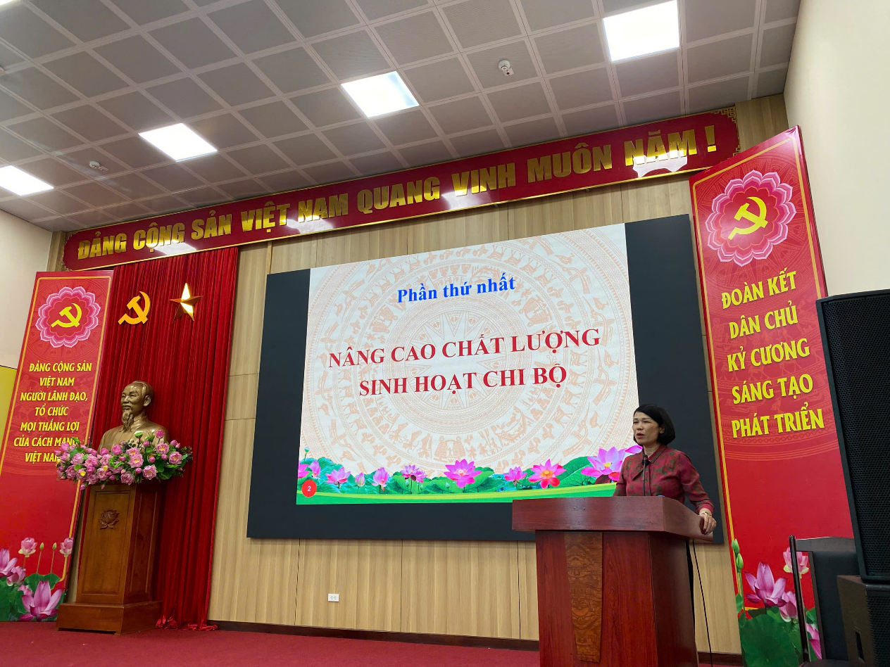 Phường Phương Liệt: Bồi dưỡng, tập huấn nghiệp vụ công tác tổ chức xây dựng Đảng ở cơ sở năm 2025- Ảnh 2.