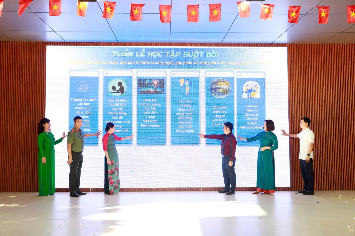 Phường Hai Bà Trưng tổ chức khai mạc “tuần lễ hưởng ứng học tập suốt đời năm 2025”.- Ảnh 2.