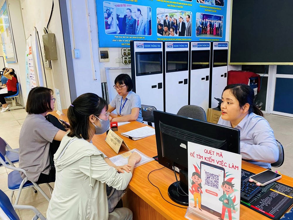 Xã Tiến Thắng: Phiên giao dịch việc làm lưu động năm 2025 tạo cơ hội việc làm cho hàng nghìn lao động- Ảnh 2.