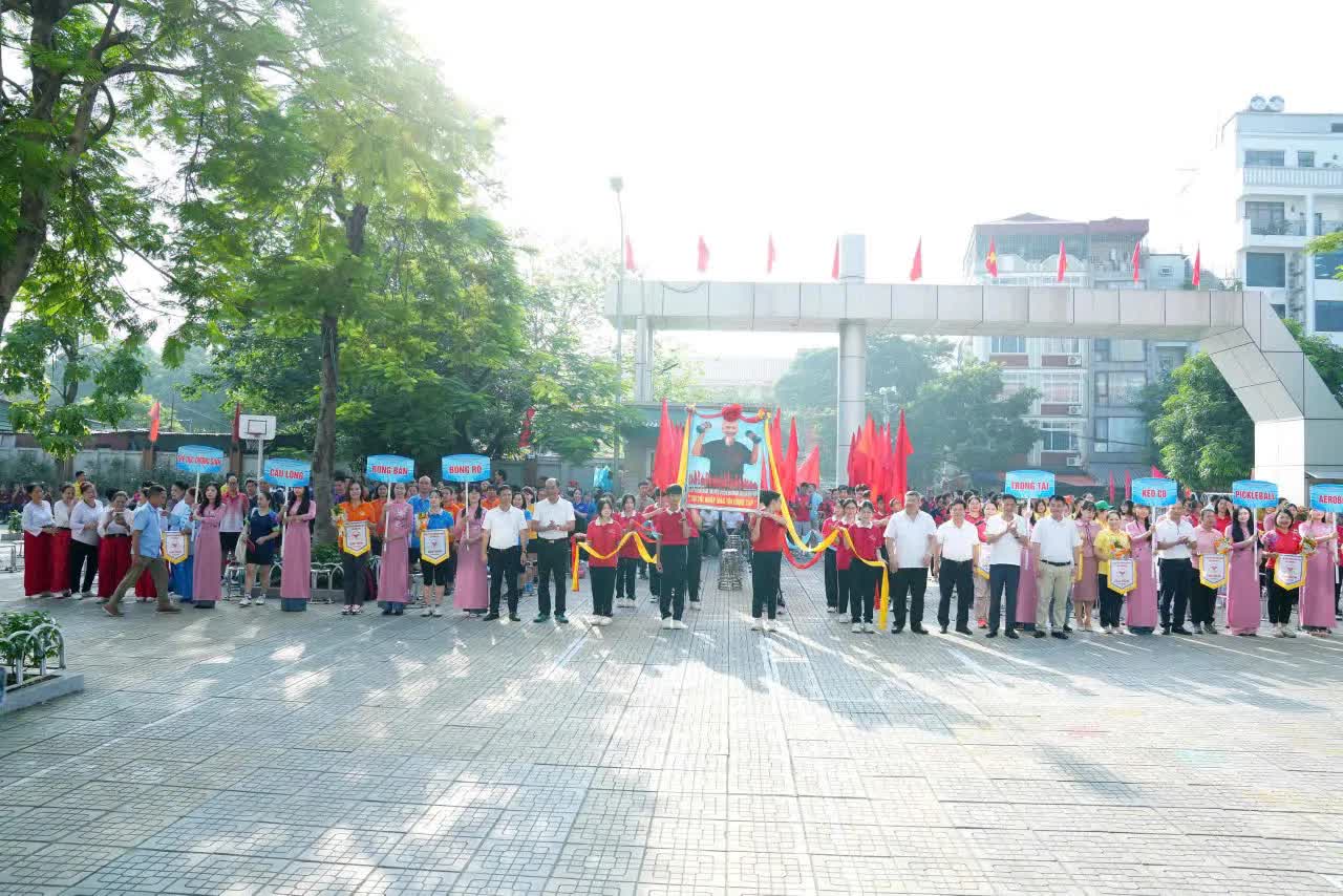 Ngày hội thể thao phường Định Công thu hút 1.500 người tham gia- Ảnh 1.