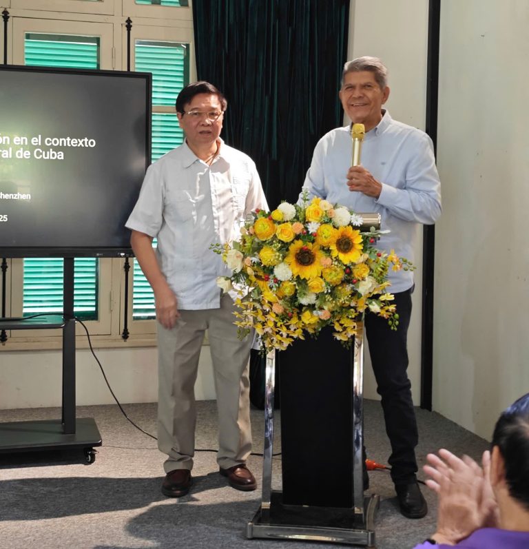 Gặp gỡ KTS – Họa sĩ Jose Antonio Choy López tại Hà Nội: “Làm nghề kiến trúc trong bối cảnh văn hóa và đô thị Cuba”- Ảnh 5.