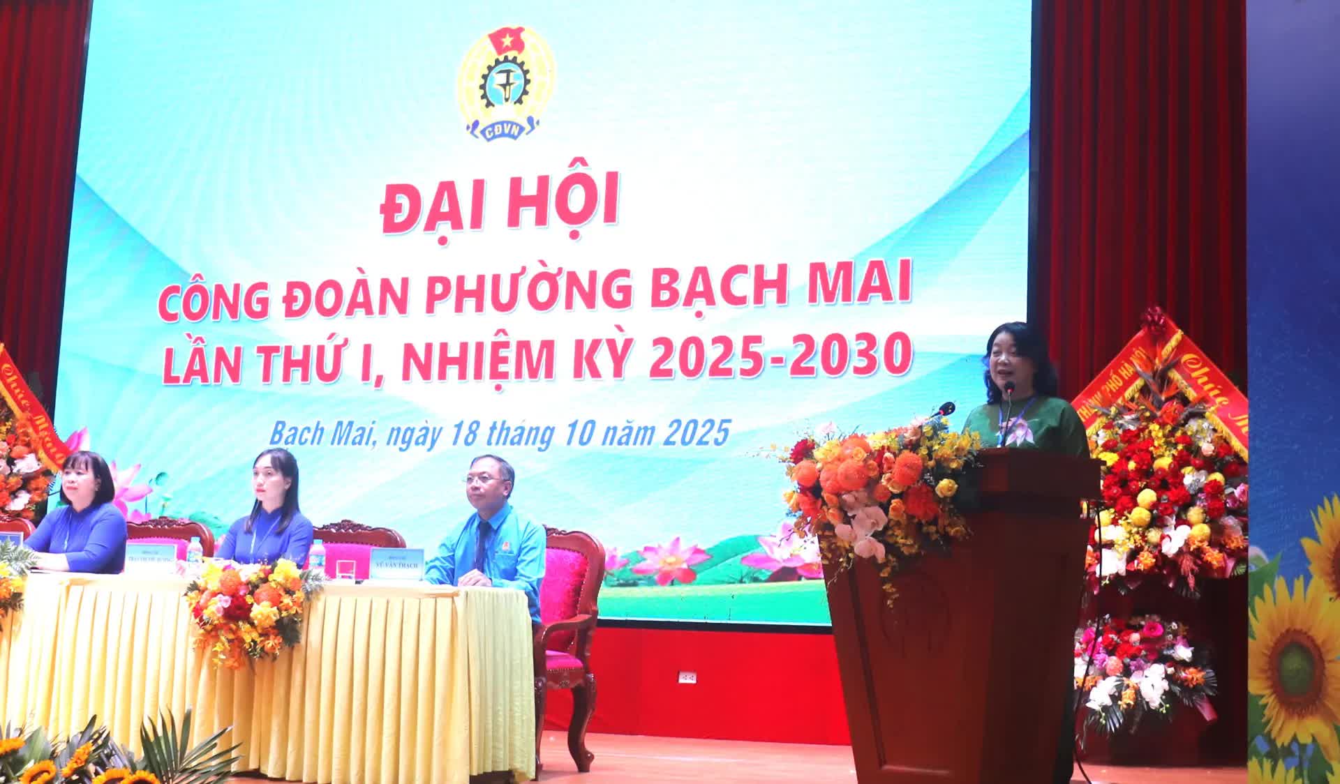 Ra mắt Ban Chấp hành Công đoàn phường Bạch Mai khóa I gồm 9 đồng chí- Ảnh 7.
