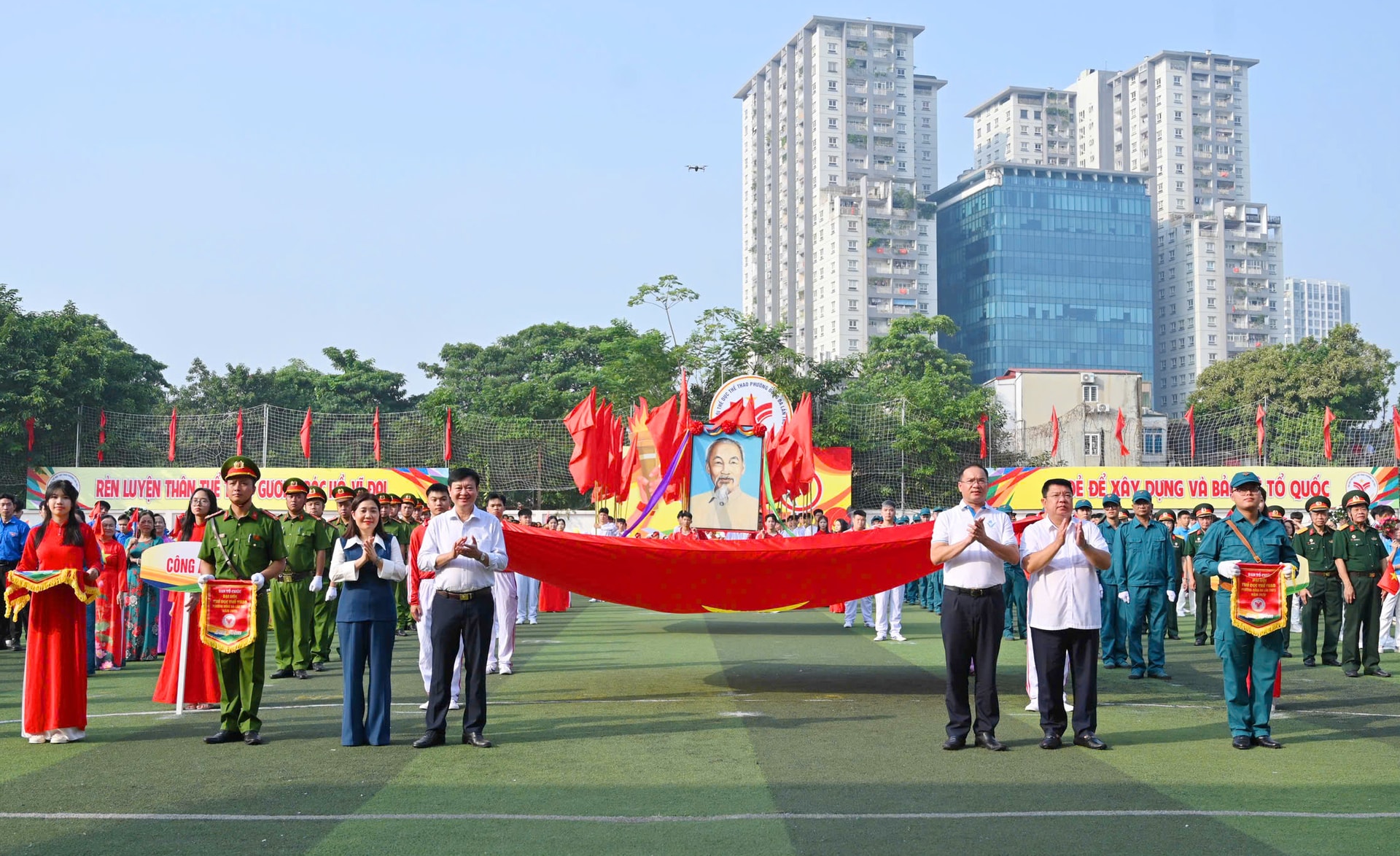 Hơn 1.000 vận động viên tham dự Đại hội Thể dục, thể thao phường Đống Đa lần thứ I- Ảnh 1.