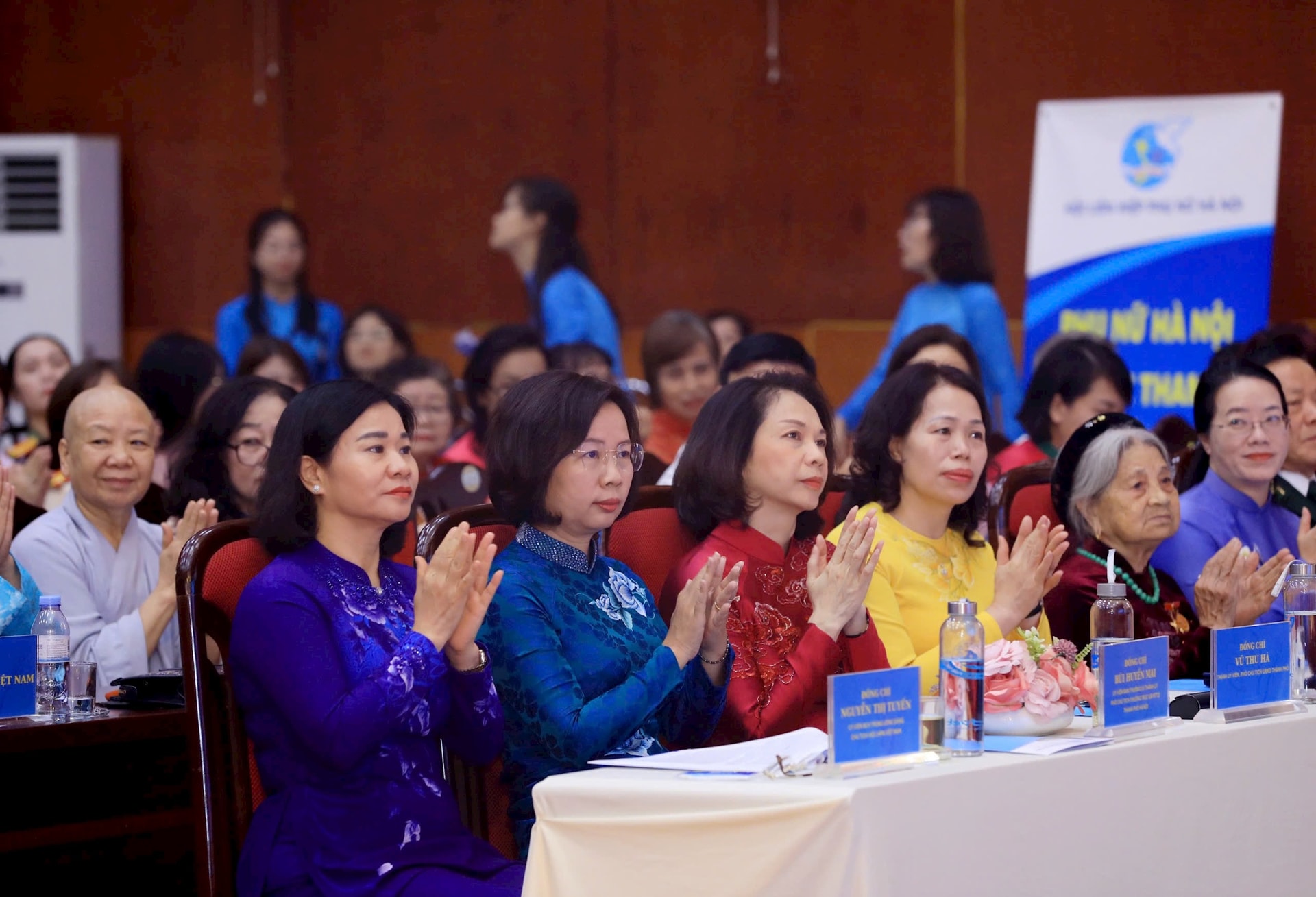 Hội Liên hiệp phụ nữ TP Hà Nội tiếp tục dẫn đầu trong các phong trào thi đua yêu nước- Ảnh 1.
