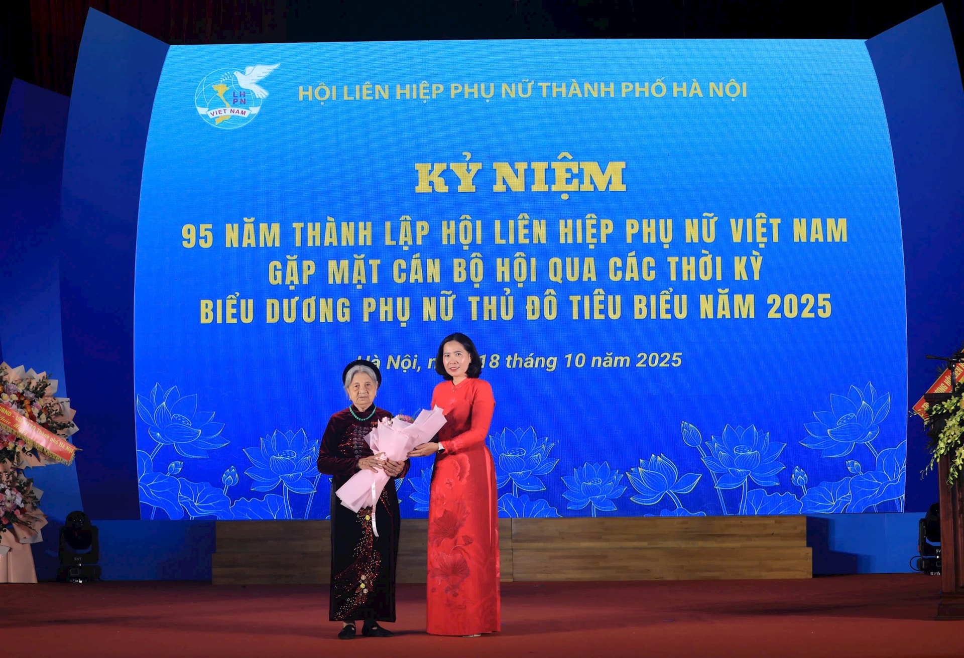 Hội Liên hiệp phụ nữ TP Hà Nội tiếp tục dẫn đầu trong các phong trào thi đua yêu nước- Ảnh 5.