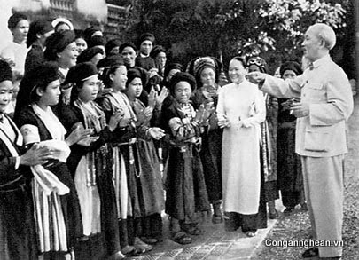 Phát huy truyền thống 95 năm xây dựng và phát triển của Hội Phụ nữ Việt Nam; Phụ nữ xã Xuân Mai quyết tâm xây dựng đội ngũ cán bộ Hội chuyên nghiệp, đáp ứng yêu cầu kỷ nguyên số- Ảnh 1.