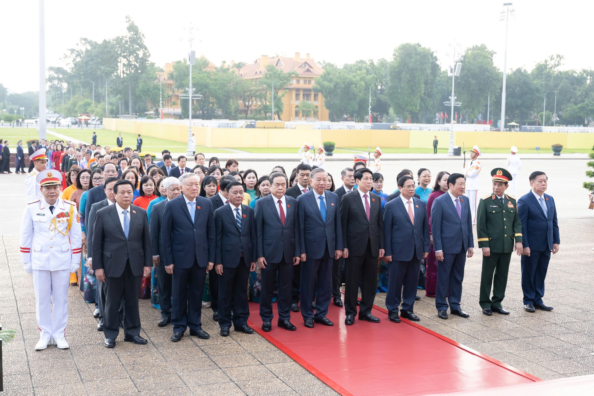 Khai mạc trọng thể kỳ họp thứ mười, Quốc hội khóa XV- Ảnh 2.