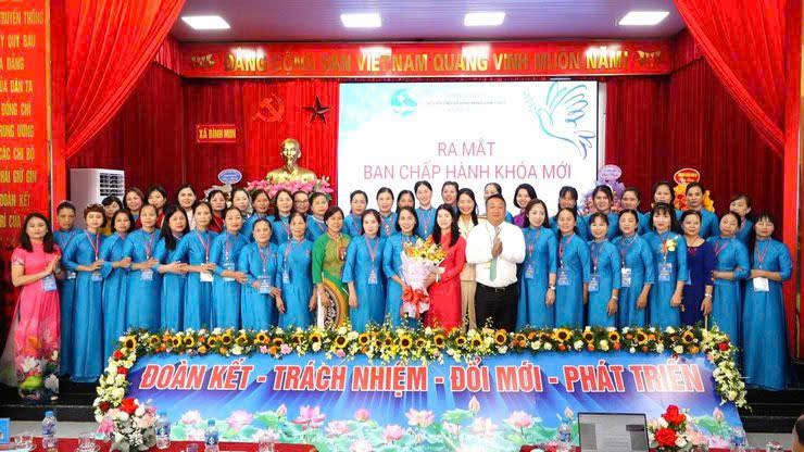 Phụ nữ xã Bình Minh phát huy truyền thống 95 năm xây dựng và phát triển của Hội Phụ nữ Việt Nam- Ảnh 1.