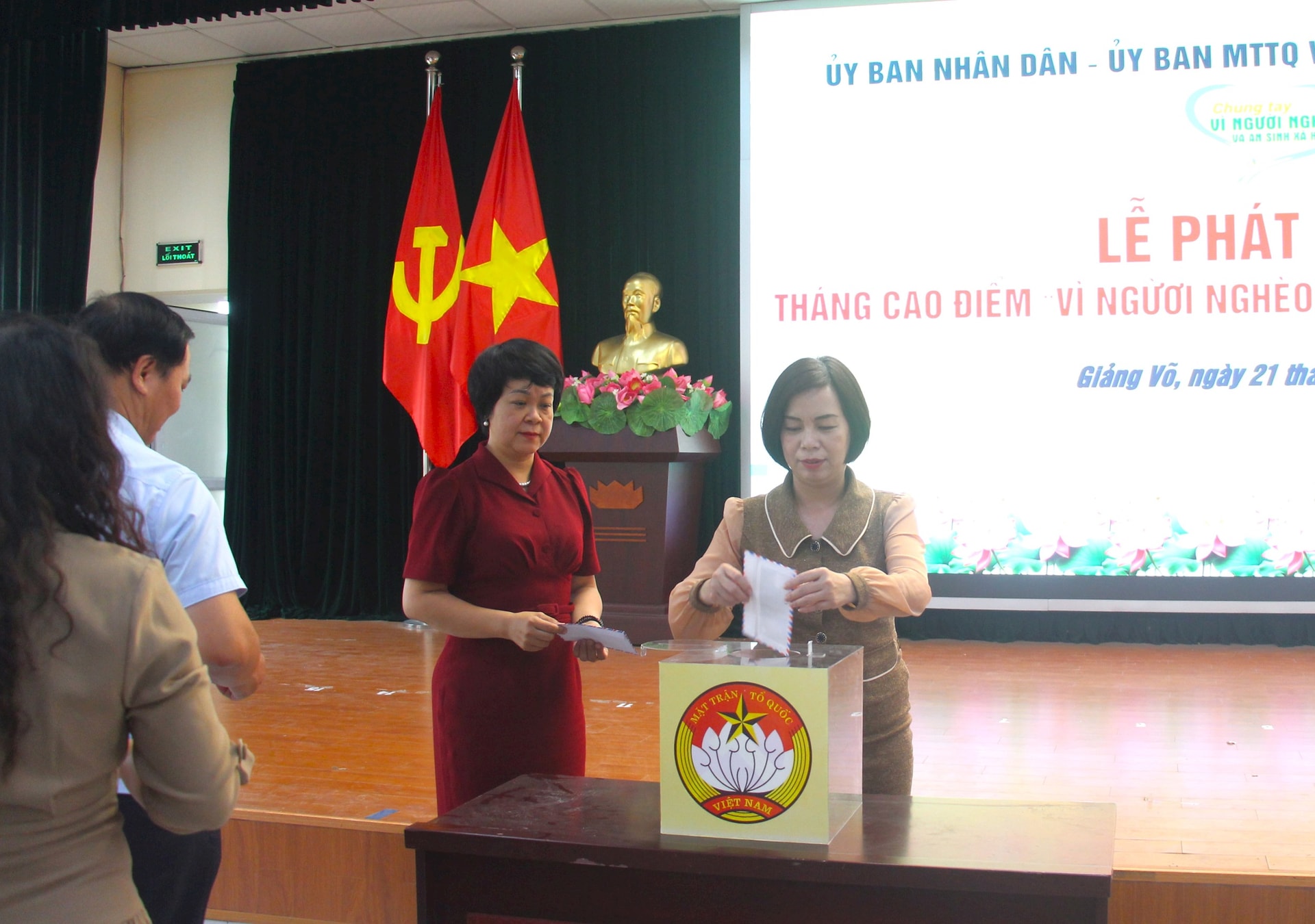 Quỹ Vì người nghèo phường Giảng Võ đạt hơn 1,3 tỷ đồng- Ảnh 2.