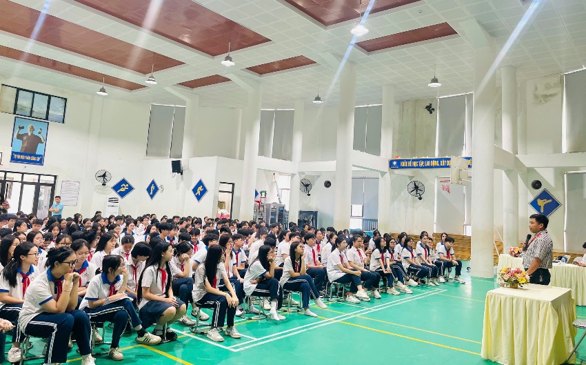 CHƯƠNG TRÌNH HƯỚNG NGHIỆP CHO HỌC SINH KHỐI 9: ĐỊNH HƯỚNG TƯƠNG LAI, ƯƠM MẦM ƯỚC MƠ- Ảnh 3.