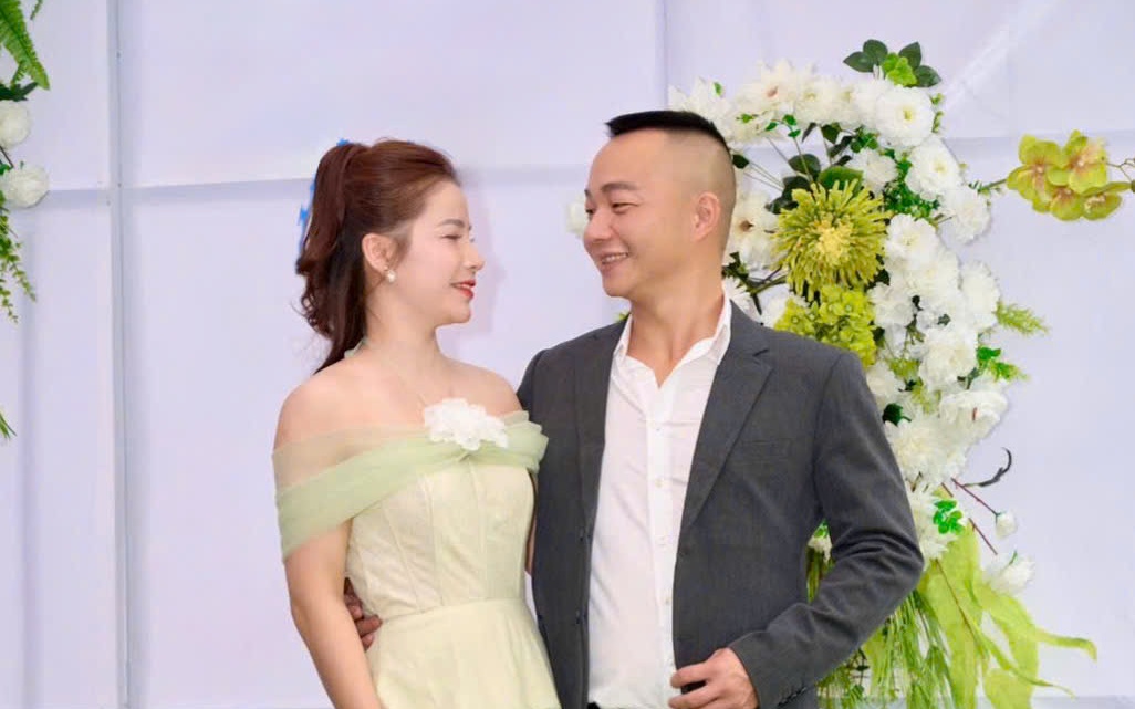 Ảnh: vợ chồng anh chị Thành - Quỳnh