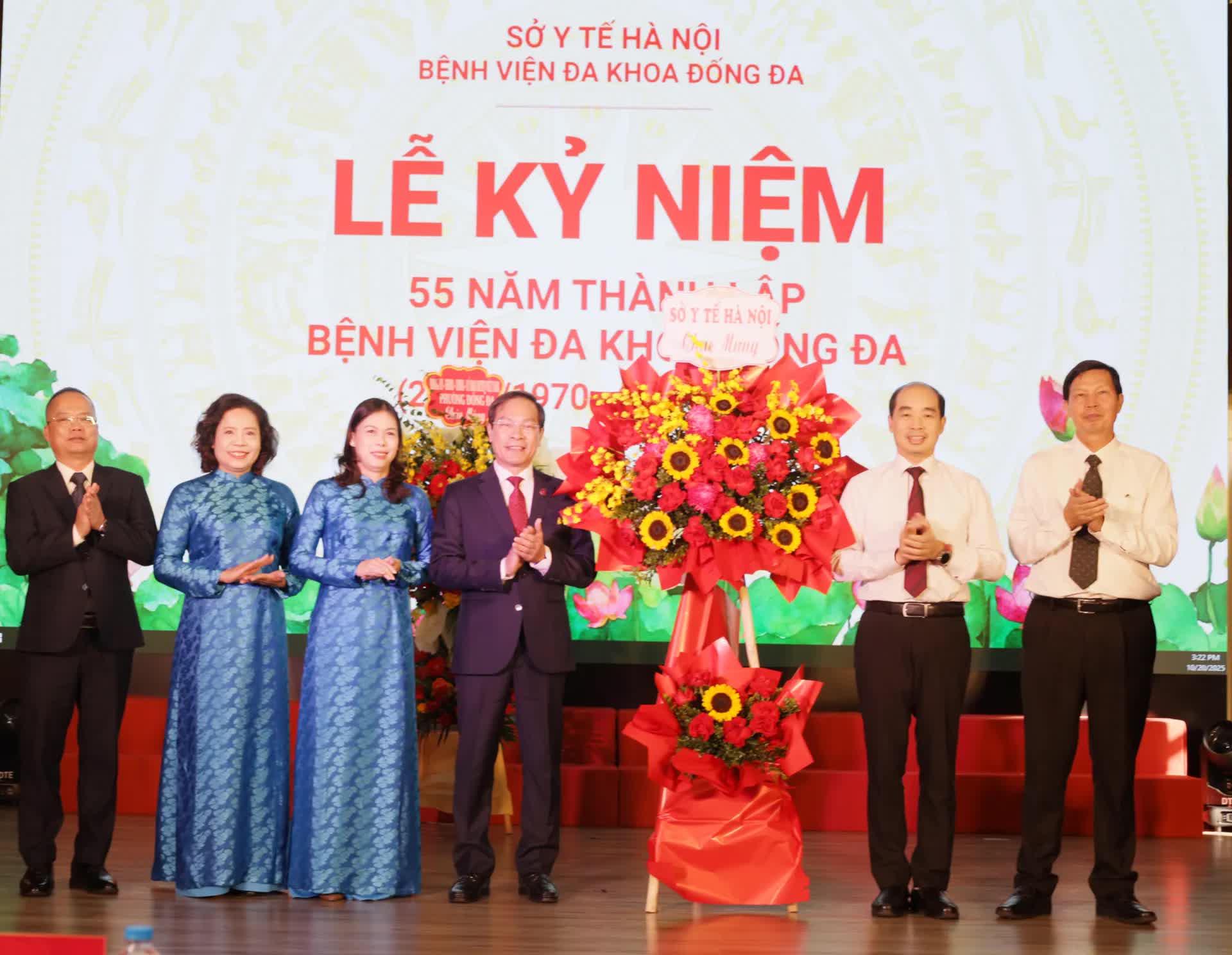 Bệnh viện Đống Đa tăng tốc chuyển đổi số, hướng tới bệnh viện thông minh- Ảnh 1.