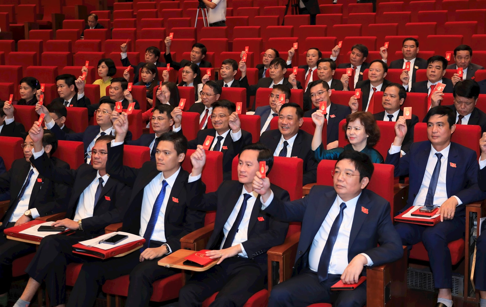 Khẳng định bản lĩnh, trí tuệ và khát vọng vươn lên của Đảng bộ, chính quyền, nhân dân Thủ đô- Ảnh 4.