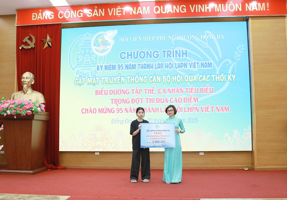 Phụ nữ phường Đống Đa: Tự hào truyền thống, vững bước tương lai- Ảnh 8.