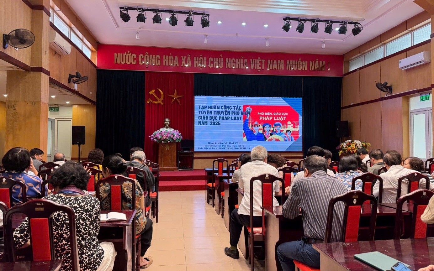 Tổ chức thành công Hội nghị tập huấn công tác tuyên truyền phổ biến giáo dục pháp luật cho cán bộ Ban Công tác Mặt trận tổ dân phố.