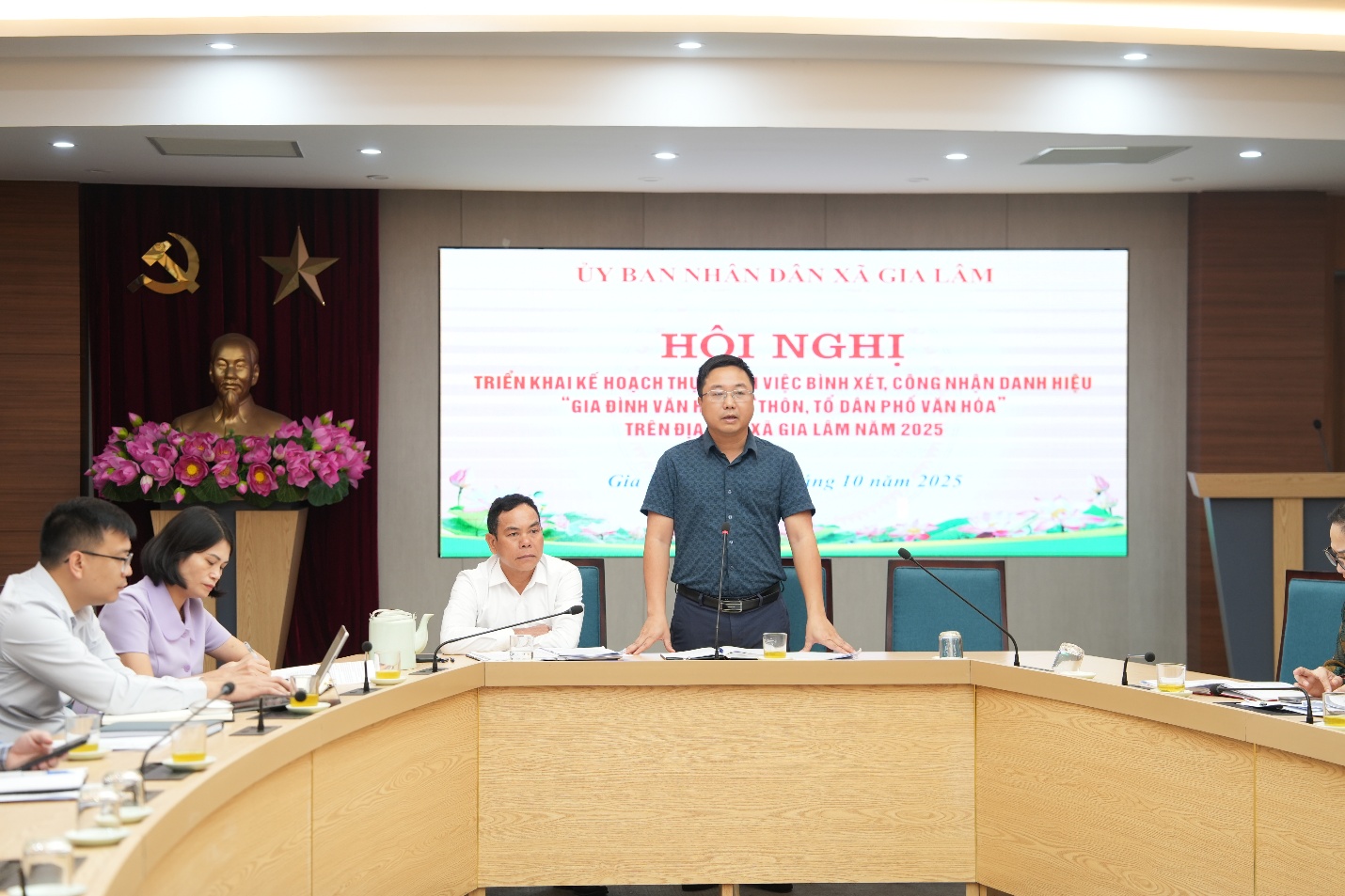 UBND xã Gia Lâm triển khai kế hoạch bình xét, công nhận danh hiệu gia đình văn hóa, thôn, tổ dân phố văn hóa năm 2025- Ảnh 3.