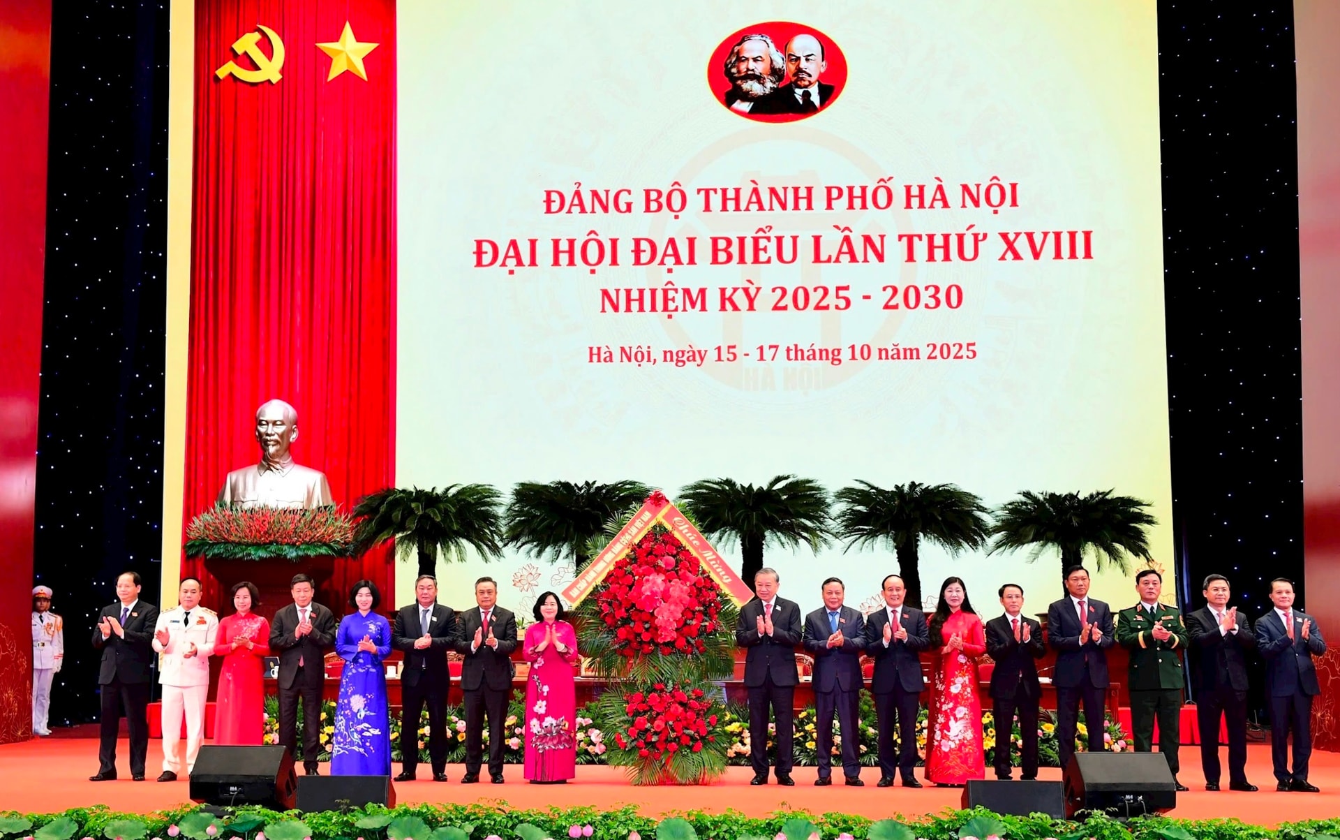 Khẳng định bản lĩnh, trí tuệ và khát vọng vươn lên của Đảng bộ, chính quyền, nhân dân Thủ đô- Ảnh 1.