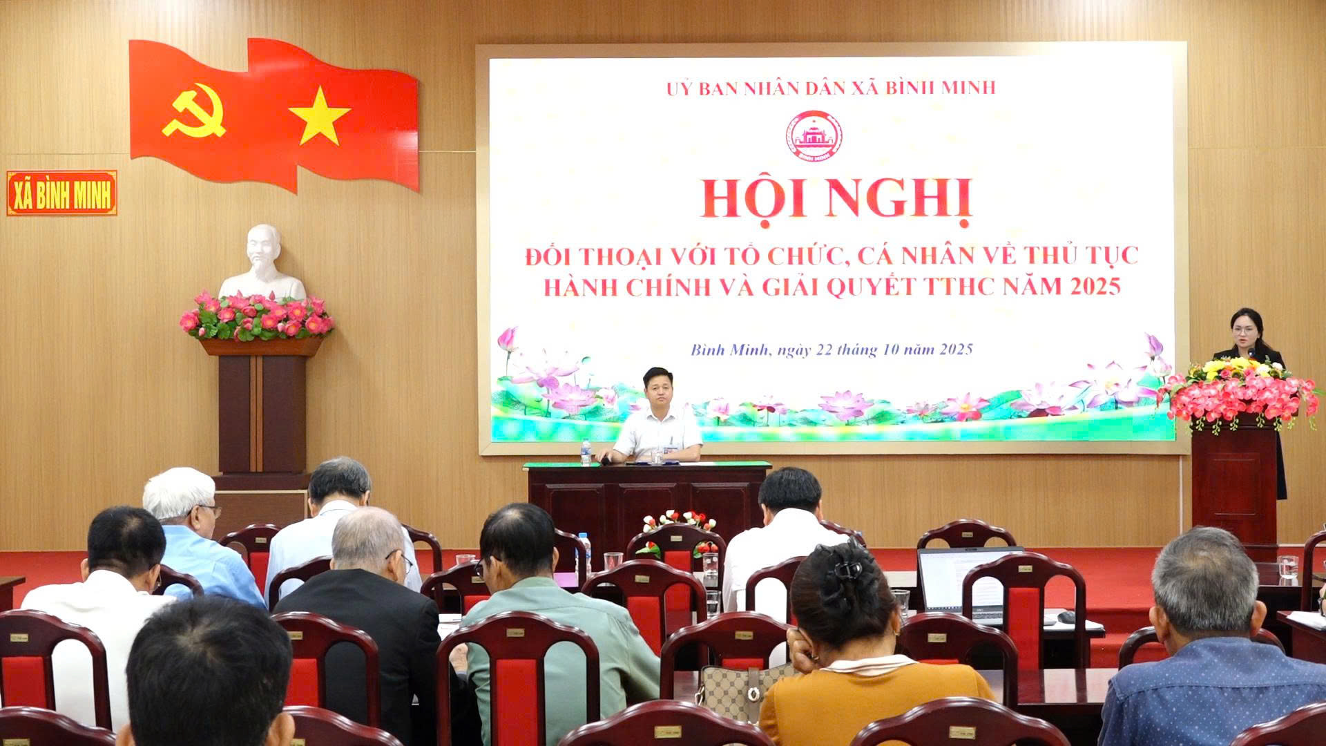 Xã Bình Minh: Đối thoại với người dân về thủ tục và giải quyết thủ tục hành chính
