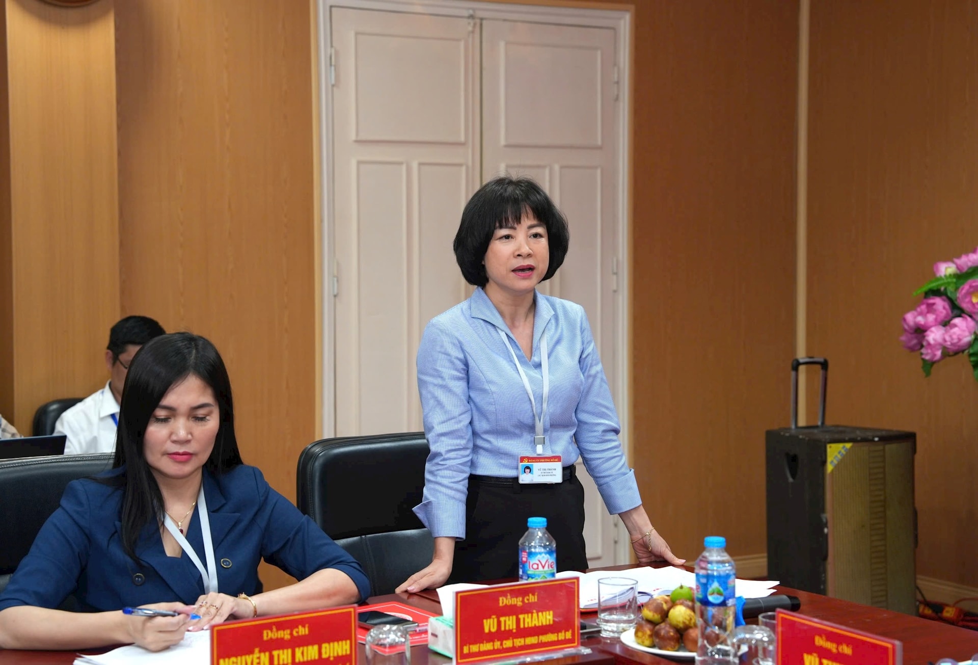 Phó Chủ tịch UBND Thành phố Vũ Thu Hà làm việc với phường Bồ Đề về kết quả triển khai mô hình chính quyền địa phương hai cấp- Ảnh 4. Phó Chủ tịch UBND Thành phố Vũ Thu Hà làm việc với phường Bồ Đề về kết quả triển khai mô hình chính quyền địa phương hai cấp- Ảnh 4.