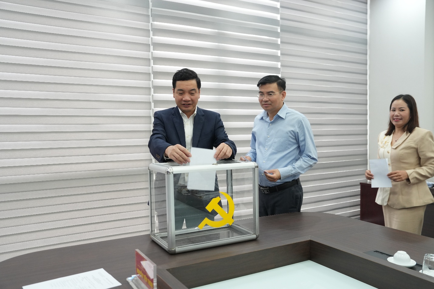 Đảng ủy xã Gia Lâm tổ chức hội nghị Ban Chấp hành Đảng bộ thực hiện quy trình công tác cán bộ- Ảnh 3.
