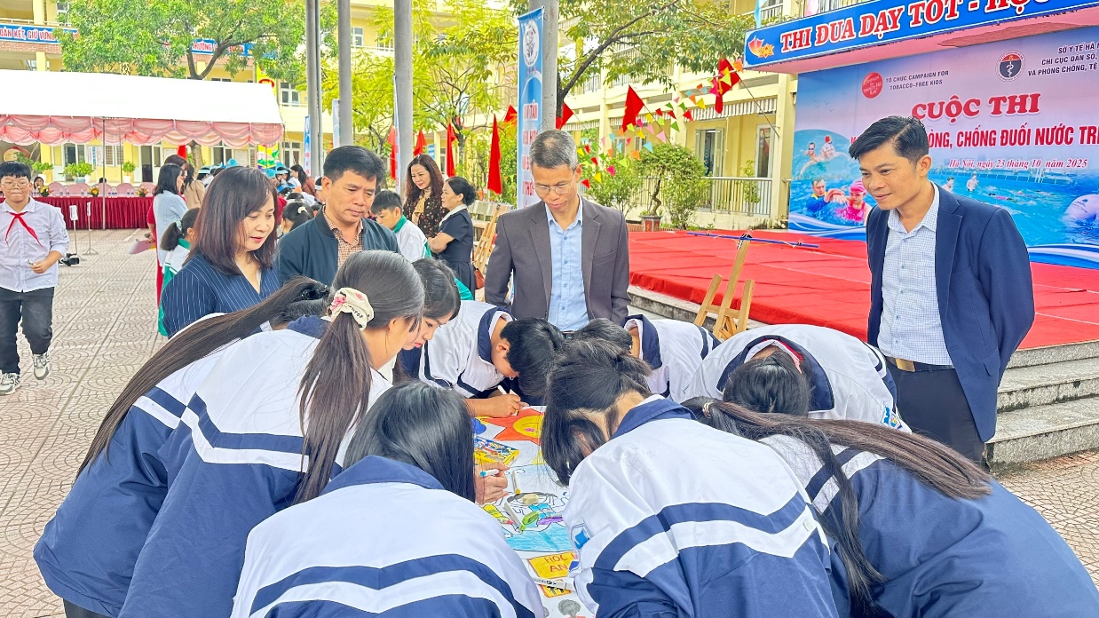 Xã Hồng Sơn phối hợp tổ chức Cuộc thi kiến thức về phòng, chống đuối nước trẻ em năm 2025- Ảnh 4.