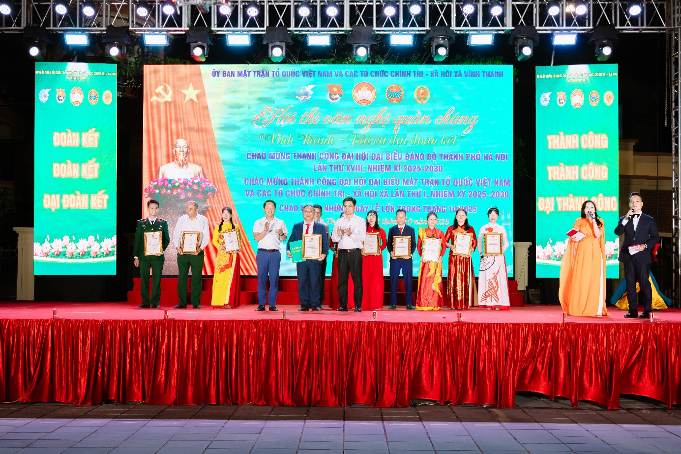 UỶ BAN MẶT TRẬN TỔ QUỐC VIỆT NAM XÃ VĨNH THANH TỔ CHỨC CHƯƠNG TRÌNH HỘI THI VĂN NGHỆ VỚI CHỦ ĐỀ: “VĨNH THANH- BÀI CA ĐOÀN KẾT”.- Ảnh 12.