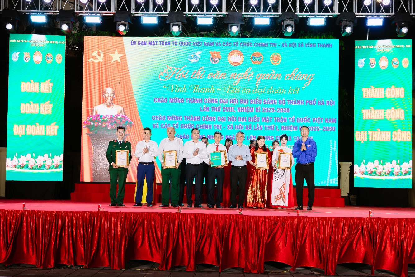 UỶ BAN MẶT TRẬN TỔ QUỐC VIỆT NAM XÃ VĨNH THANH TỔ CHỨC CHƯƠNG TRÌNH HỘI THI VĂN NGHỆ VỚI CHỦ ĐỀ: “VĨNH THANH- BÀI CA ĐOÀN KẾT”.- Ảnh 14.