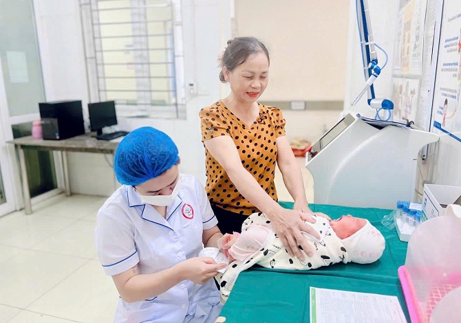 Kiểm soát mất cân bằng giới tính khi sinh trên địa bàn thành phố- Ảnh 1.