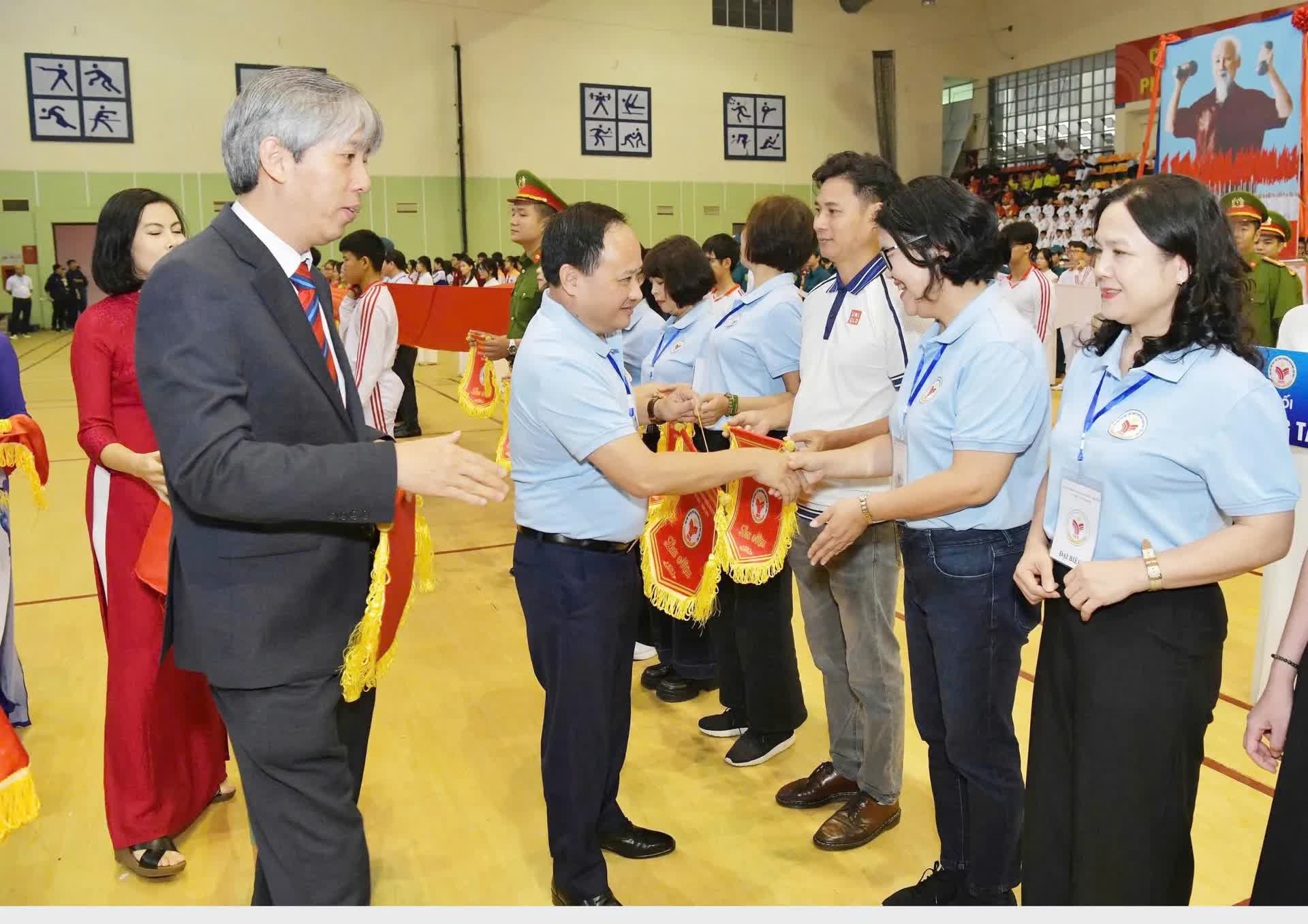 Sôi nổi 76 nội dung thi đấu tại Đại hội Thể dục Thể thao phường Bạch Mai- Ảnh 4.