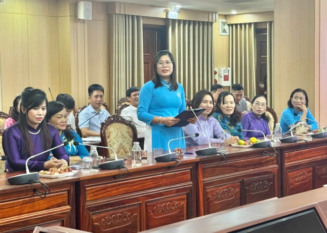 Xã Hoài Đức gặp mặt nữ cán bộ chủ chốt nhân kỷ niệm 95 năm ngày phụ nữ Việt Nam 20/10- Ảnh 2.