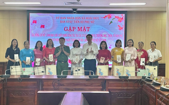 Xã Hoài Đức gặp mặt nữ cán bộ chủ chốt nhân kỷ niệm 95 năm ngày phụ nữ Việt Nam 20/10- Ảnh 7.