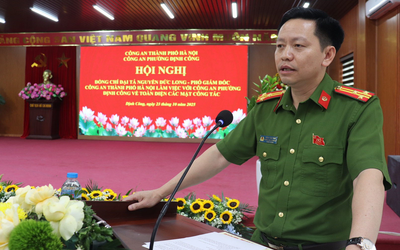 Công an thành phố Hà Nội kiểm tra các mặt công tác tại Công an phường Định Công sau 3 tháng triển khai mô hình tổ chức mới