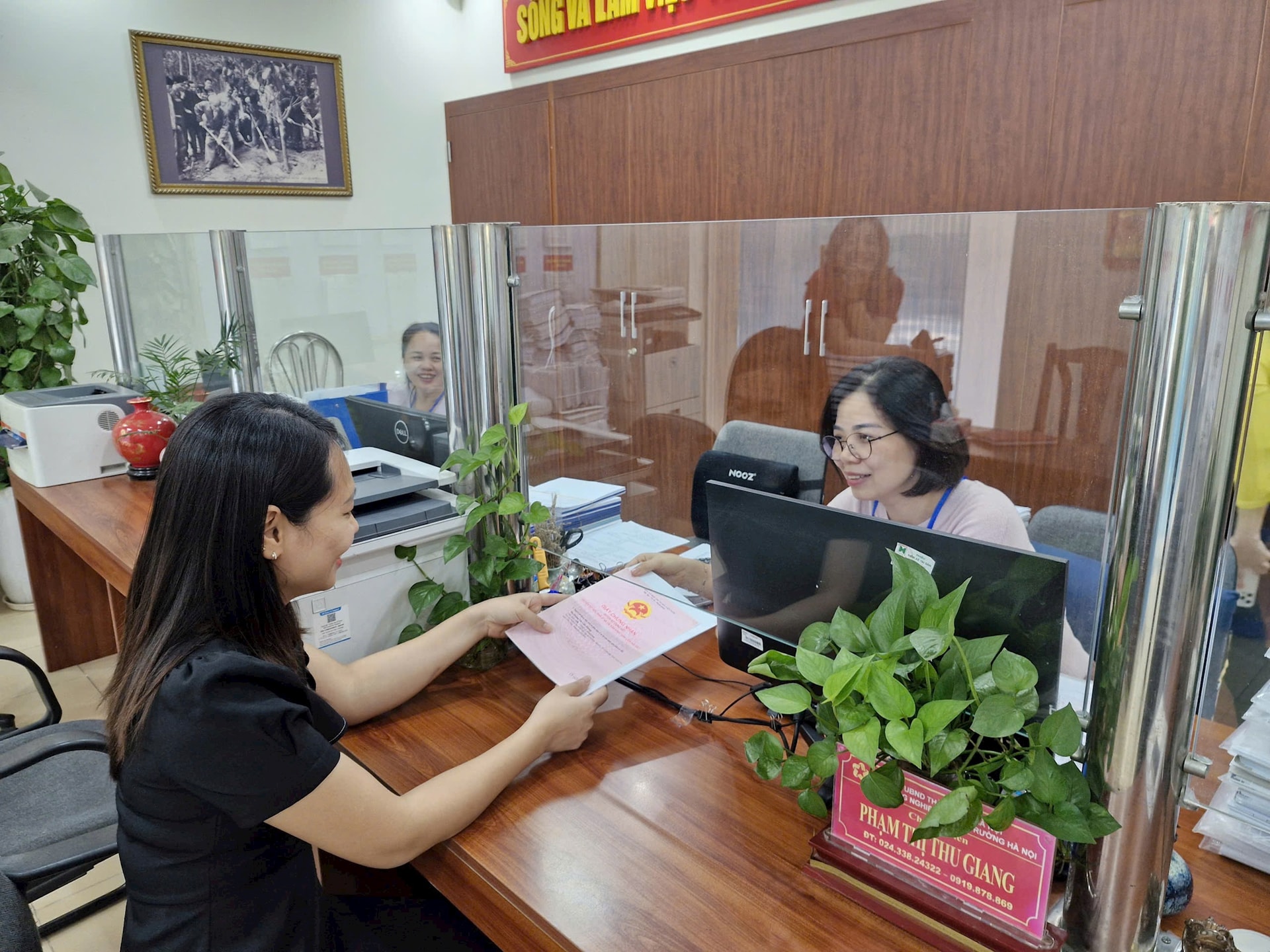 Hà Nội mở đợt thi đua cao điểm làm giàu, làm sạch cơ sở dữ liệu đất đai- Ảnh 1.