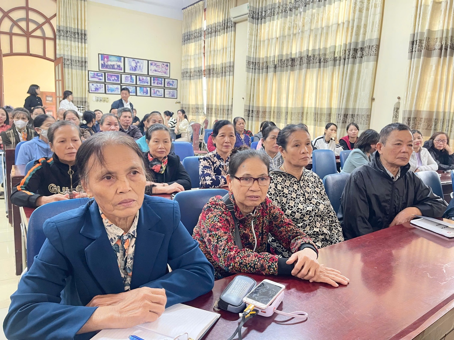 Trạm Y tế xã Hoài Đức tổ chức tập huấn công tác phòng, chống bệnh sốt xuất huyết năm 2025- Ảnh 4.