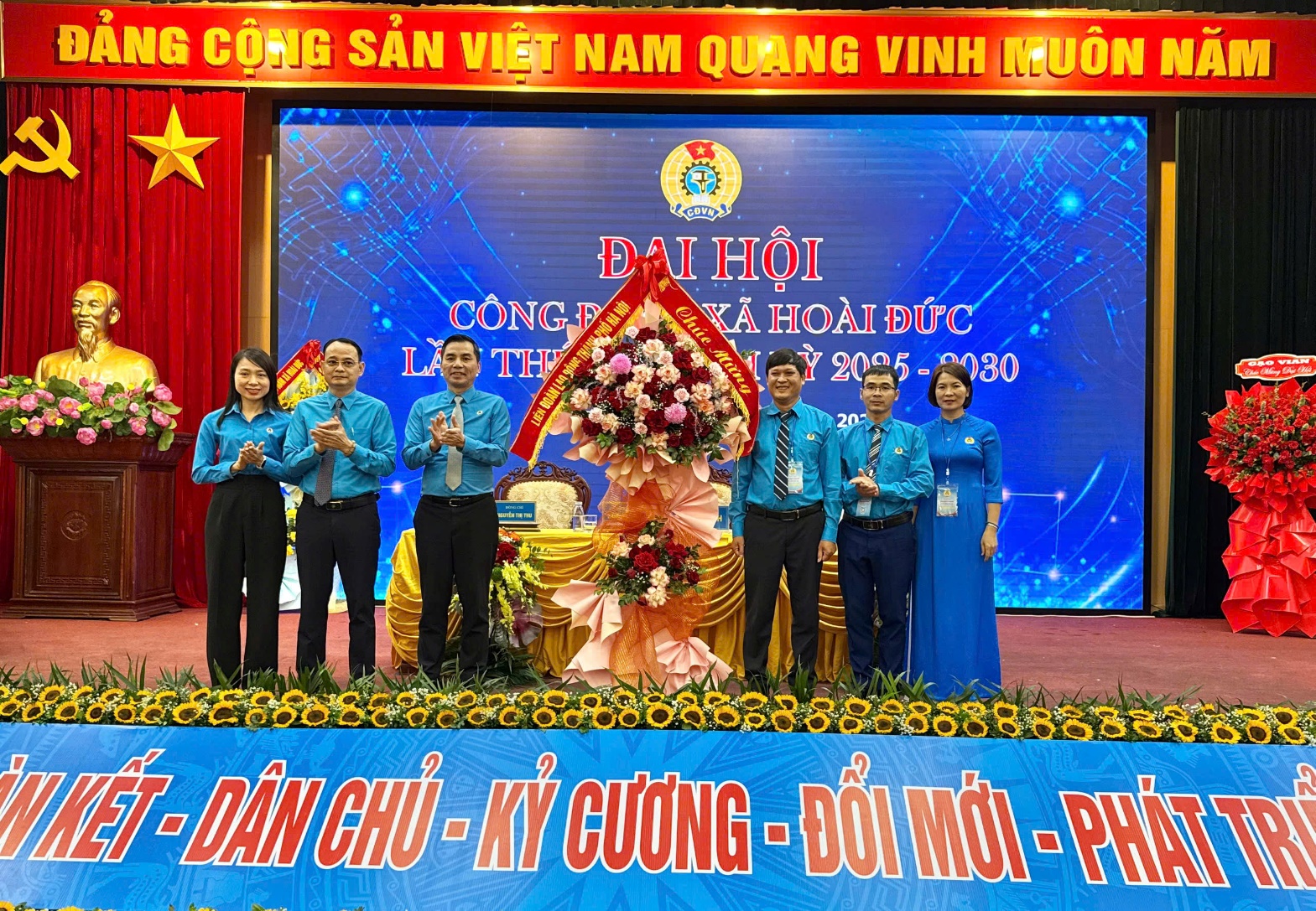Đại hội Công đoàn xã Hoài Đức lần thứ nhất nhiệm kỳ 2025 - 2030 thành công tốt đẹp- Ảnh 1.