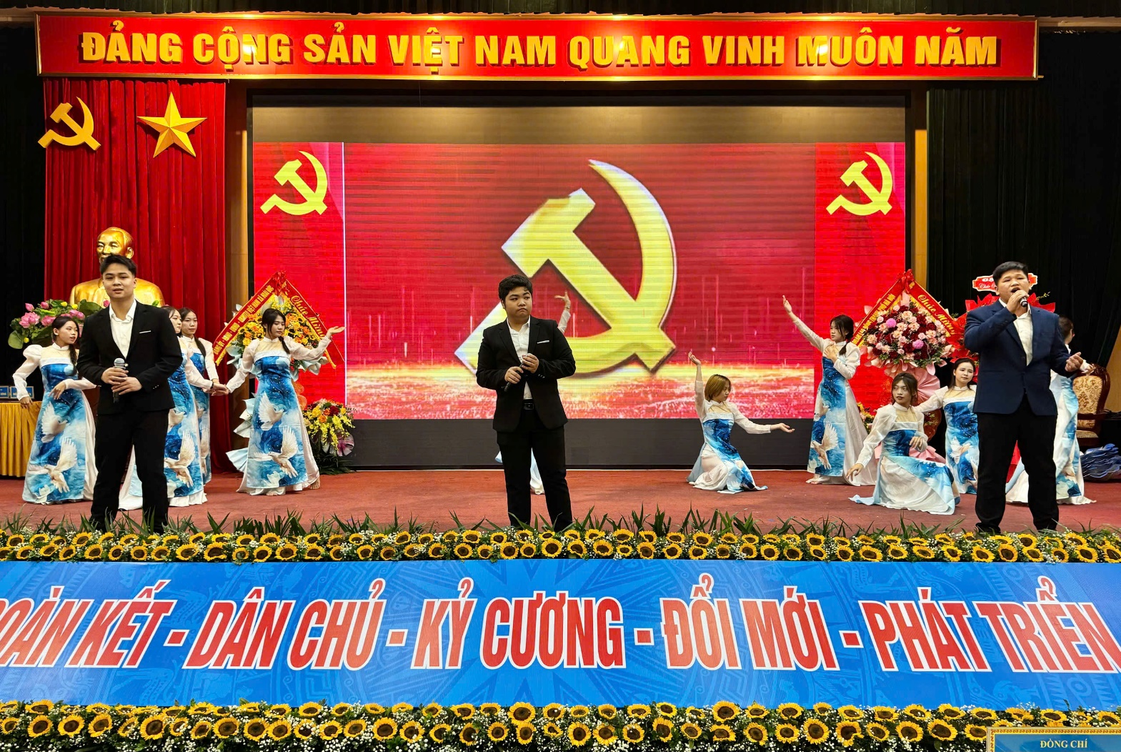 Đại hội Công đoàn xã Hoài Đức lần thứ nhất nhiệm kỳ 2025 - 2030 thành công tốt đẹp- Ảnh 4.
