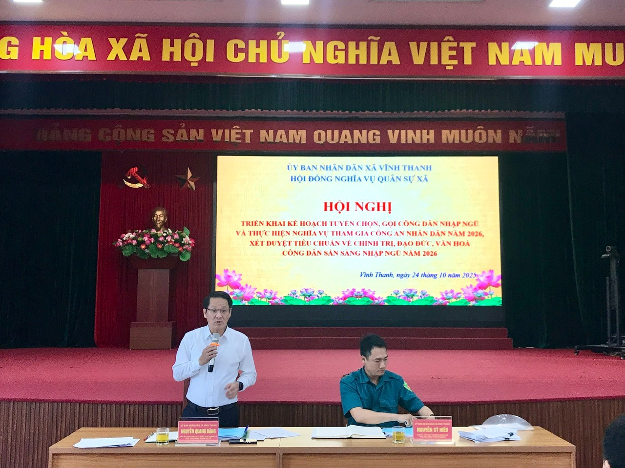 Hội đồng nghĩa vụ quân sự xã Vĩnh Thanh tổ chức hội nghị triển khai kế hoạch tuyển chọn, gọi công dân nhập ngũ và thực hiện nghĩa vụ công an nhân dân năm 2026.- Ảnh 5.