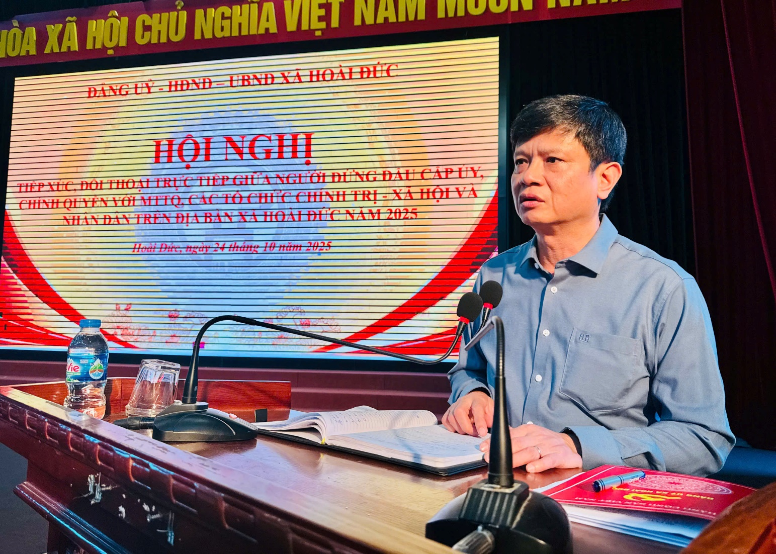 Hoài Đức tổ chức Hội nghị tiếp xúc, đối thoại trực tiếp giữa người đứng đầu cấp ủy, chính quyền với MTTQ, các tổ chức chính trị - xã hội và Nhân dân trên địa bàn xã năm 2025.- Ảnh 10.