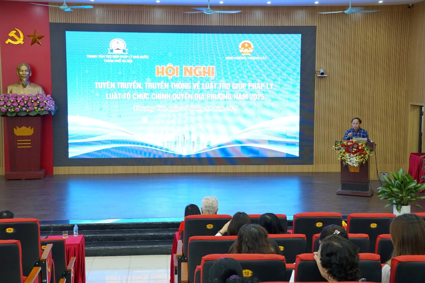 Phường Thượng Cát tổ chức hội nghị tuyên truyền, truyền thông Luật Trợ giúp pháp lý và Luật Tổ chức chính quyền địa phương năm 2025.- Ảnh 1.